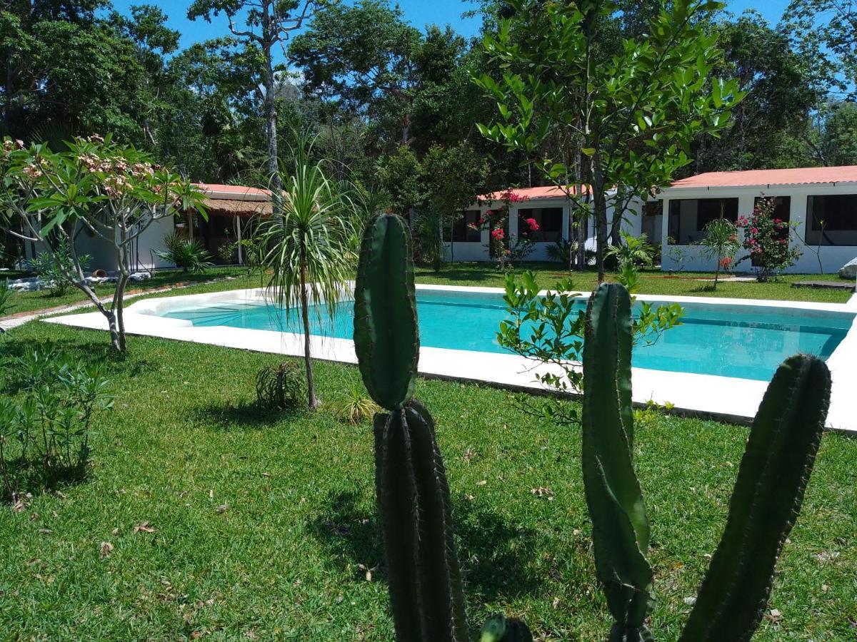 Kerubin Dorado Aparthotel Akumal Exterior photo