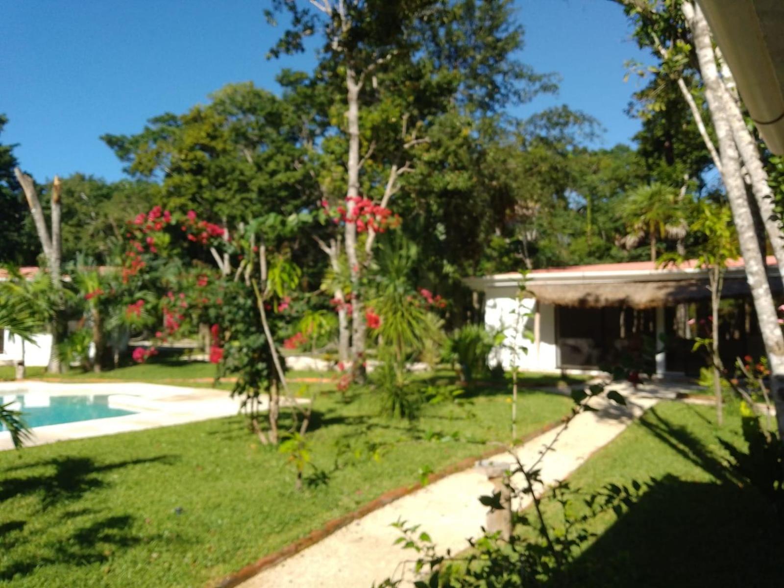 Kerubin Dorado Aparthotel Akumal Exterior photo
